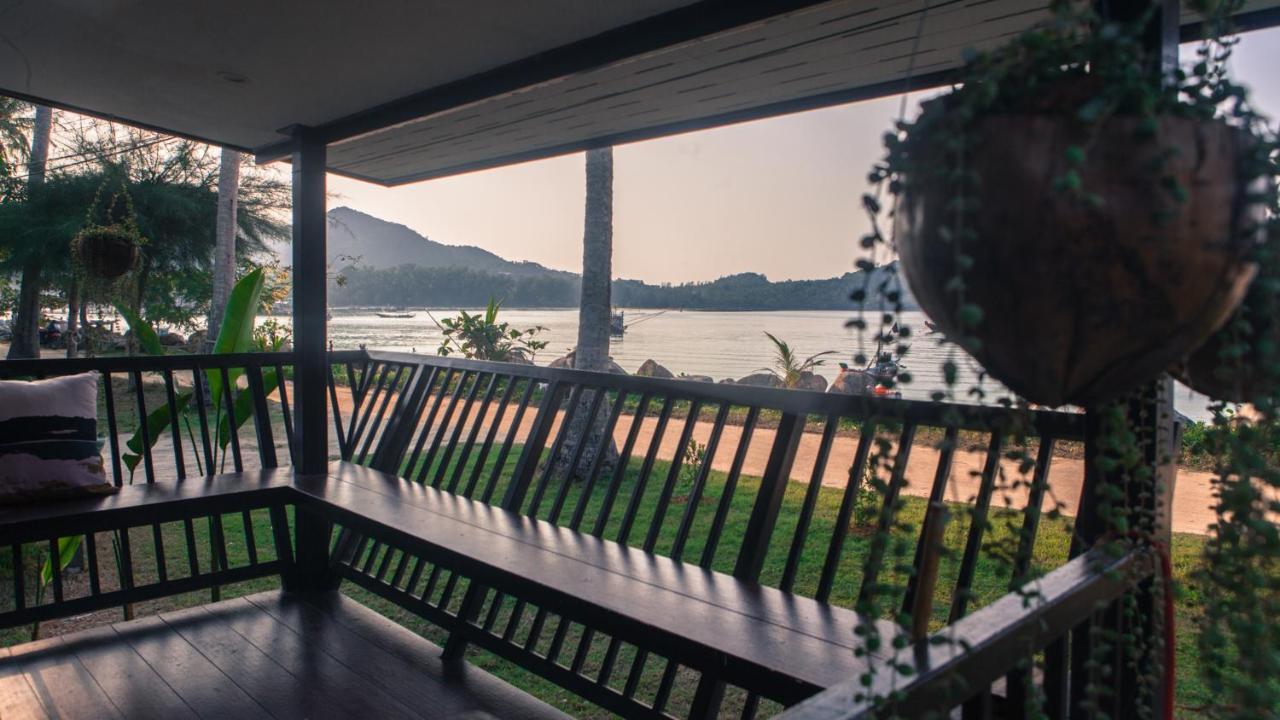 Blue Moon Beach Hut Villa Koh Phangan Exteriör bild